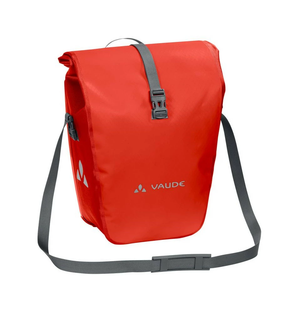 Vaude Aqua Back Sacoches Arrière Vélo Rouge 4 Vaude Aqua Back Sacoches Arrière Vélo Rouge – Image 2